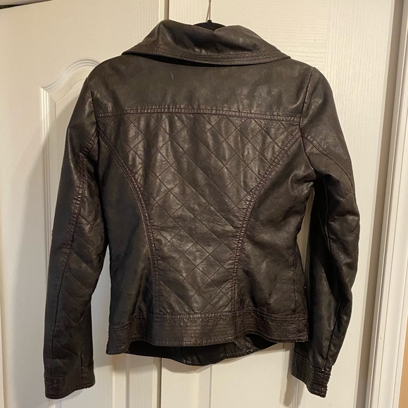 Guess dark brown leather jacket - Picture 2 of 4